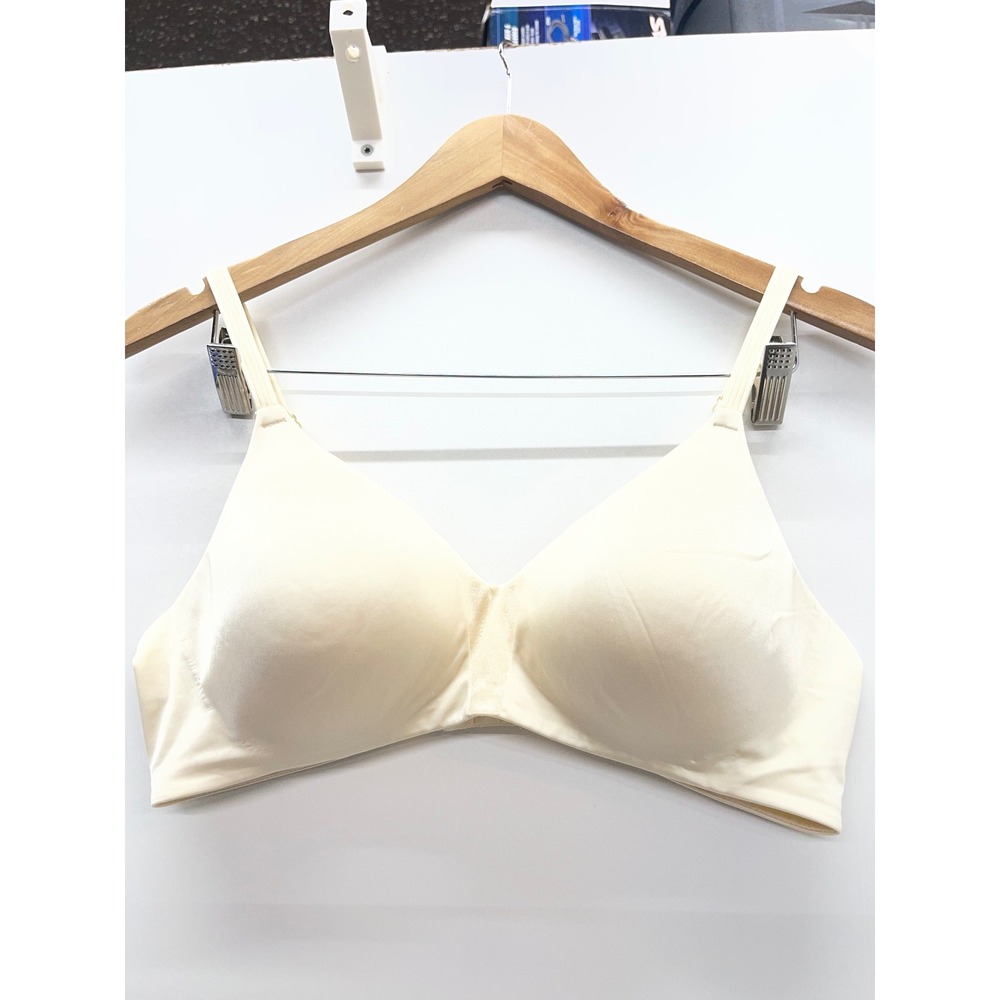 Bali One Smooth U Wireless Bra Ivory Cream 38B 6556